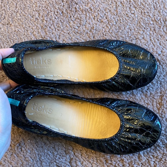 Tieks size 7 OBSIDIAN BLACK - Picture 7 of 14